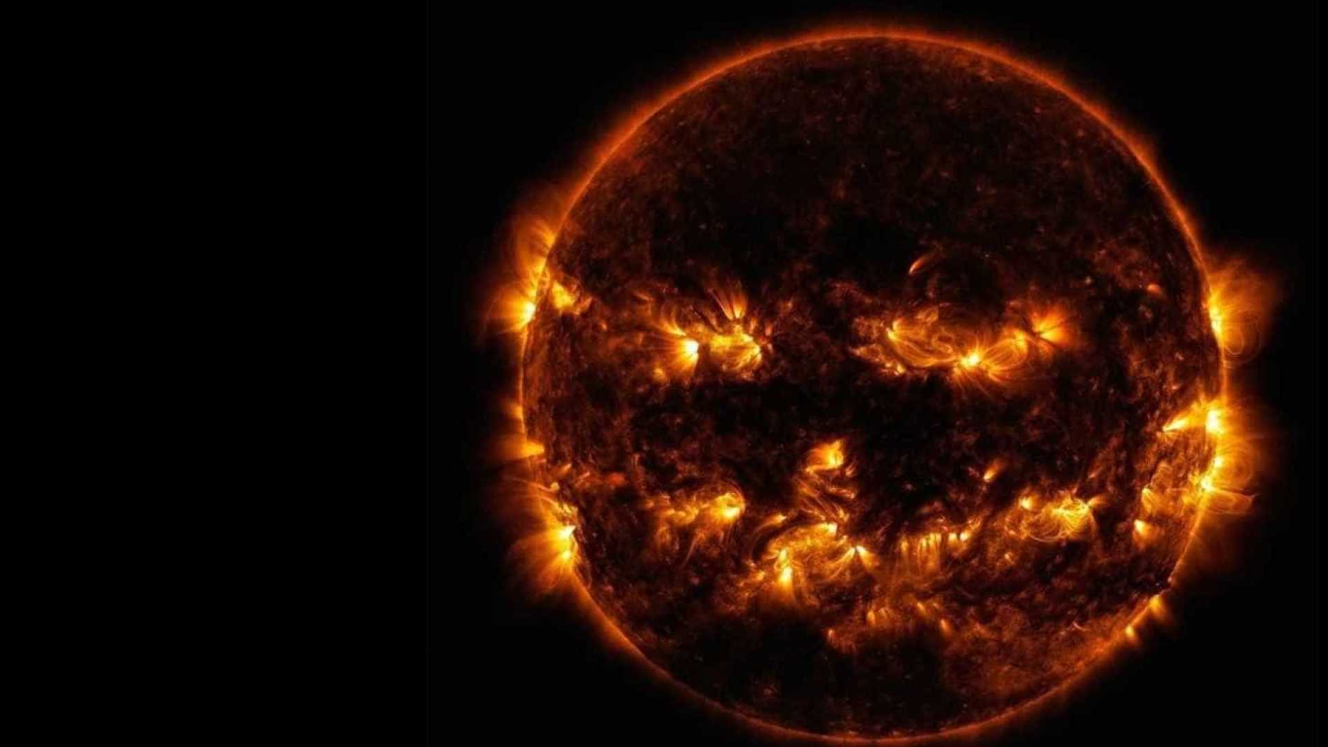 NASA revela foto ‘assustadora' do Sol na véspera do Dia das Bruxas