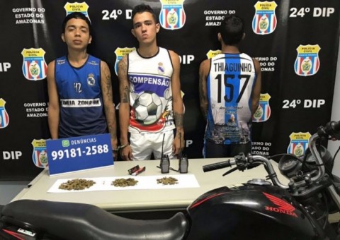 Trio suspeito de assaltos é preso com drogas após denúncia anônima em Manaus