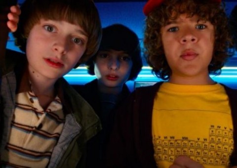 Saiba quanto os astros mirins de Stranger Things ganham por episódio