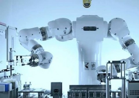 Robôs irão tomar metade dos empregos de hoje em 10 a 20 anos