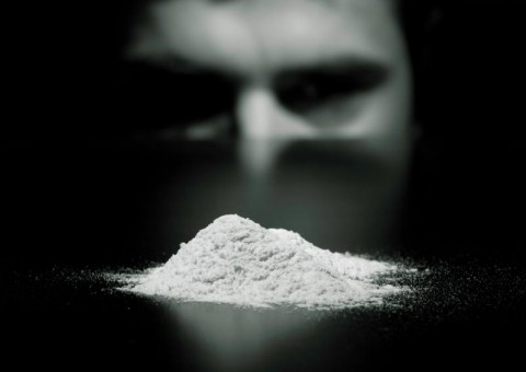 Homem executa traficante que lhe vendeu pó de giz no lugar de cocaína