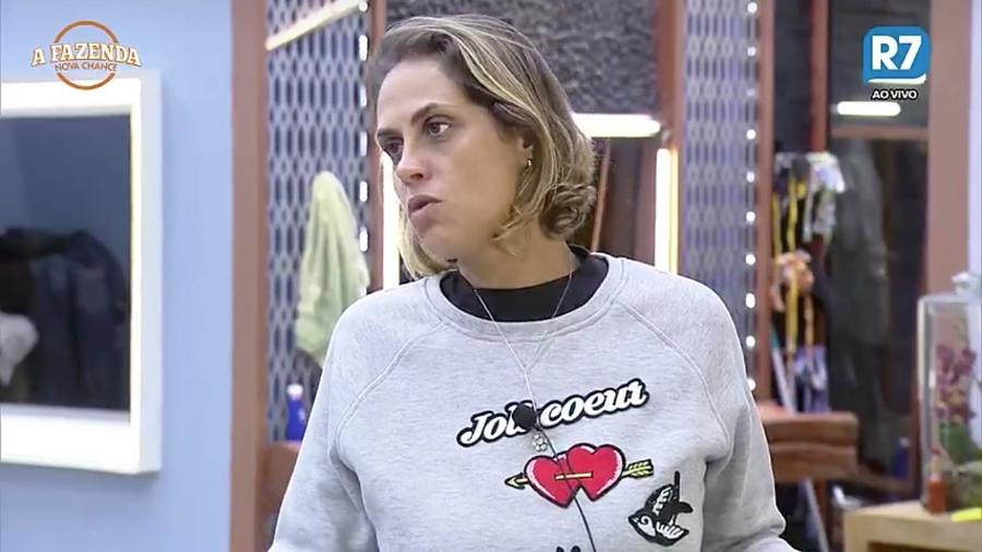 ‘Transar e não gozar é estupro’, diz Aritana e Record toma atitude