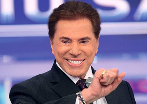 Em momento raro, Silvio Santos reúne as mulheres de sua vida e emociona a todos