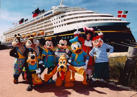 Brasileiro funcionário da Disney é preso suspeito de desviar quase R$ 1 milhão da empresa