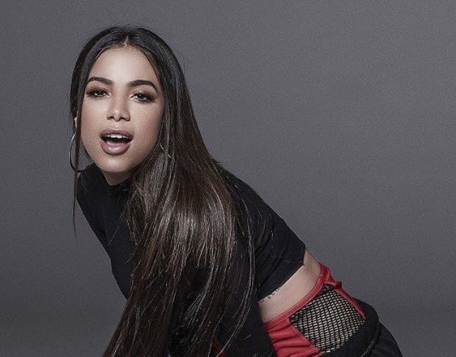 Anitta vai cantar o Hino Nacional no GP do Brasil de Fórmula 1