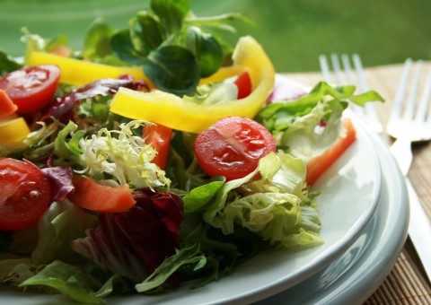 Vegetarianos podem viver mais, aponta estudo