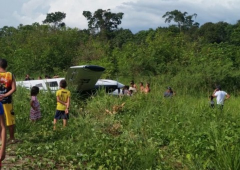 Acidente com avião que transportava fiscais do Enem deixa quatro feridos no Amazonas
