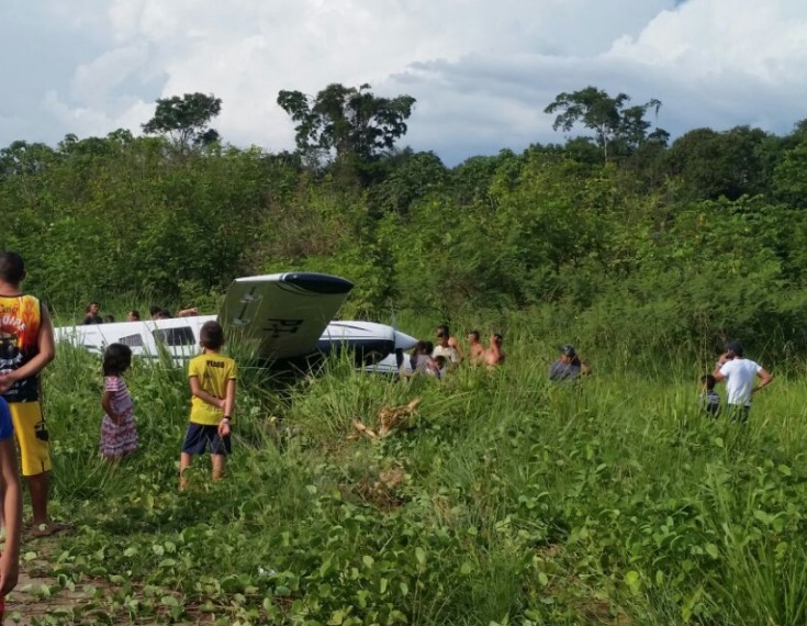 Acidente com avião que transportava fiscais do Enem deixa quatro feridos no Amazonas