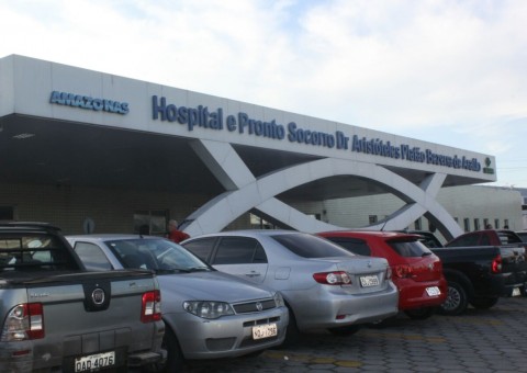 Homem é esfaqueado durante briga de bar em Manaus