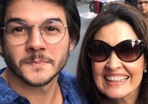 Namorado de Fátima Bernardes recebeu doação de empresa investigada na Lava Jato