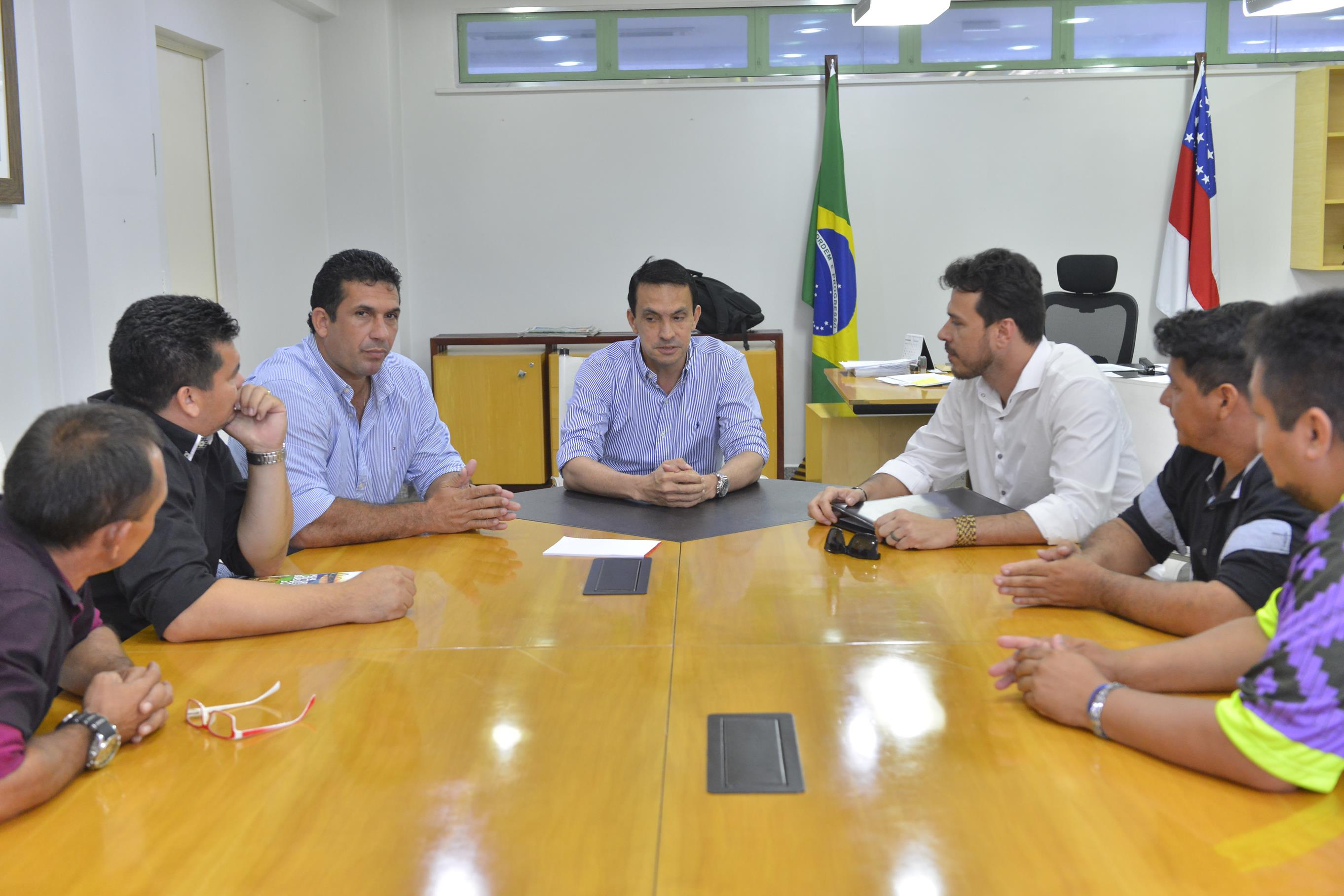 Governador Amazonino garante apoio para a realização do Festival de Ciranda de Manacapuru