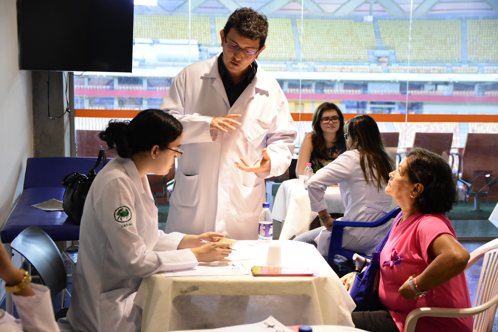 'Arena Rosa x Arena Azul' reuniu mais de 5 mil pessoas nesta sexta