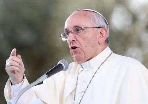 Papa pode autorizar trabalho de padres casados na Amazônia