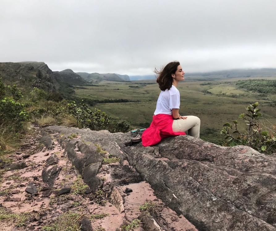  Mulher de Joesley Batista relaxa em viagem: 'acredito na justiça divina'