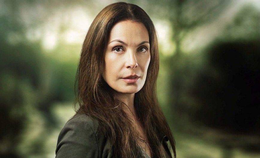  Carolina Ferraz processa a Globo após ser dispensada com 27 anos de casa