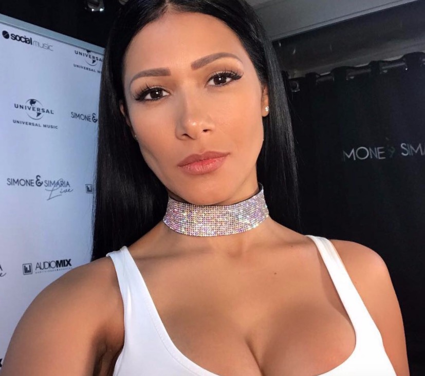 Em selfie raríssima, marido gato de Simaria aparece e cantora faz declaração apaixonada