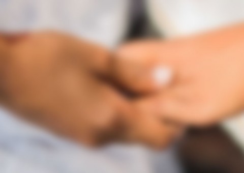 Adolescentes desaparecidas são encontradas mortas em matagal 