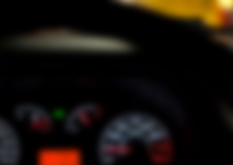 Bandidos atropelam trabalhador só para roubar celular em Manaus