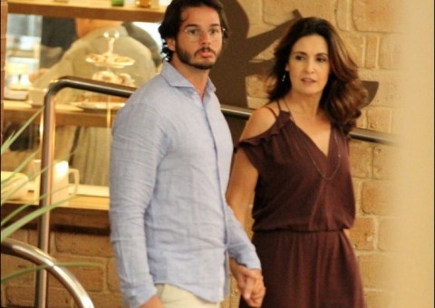 Apaixonada, Fátima Bernardes se declara para namorado na web