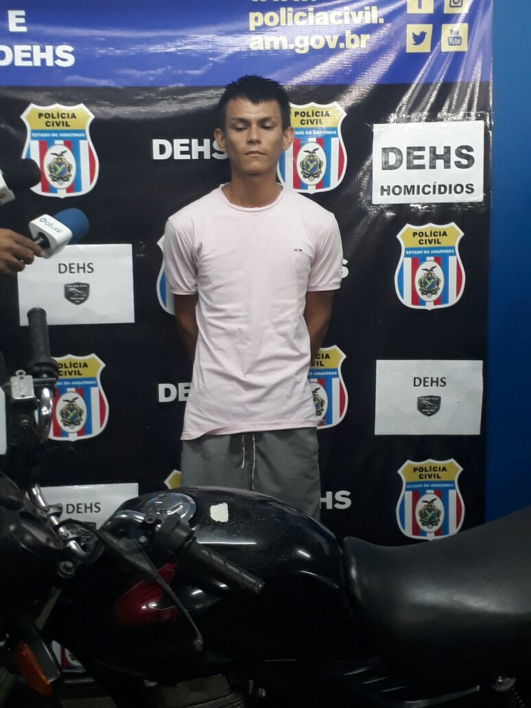 Suspeito de participar da morte de cabeleireiro em Manaus diz que foi obrigado 