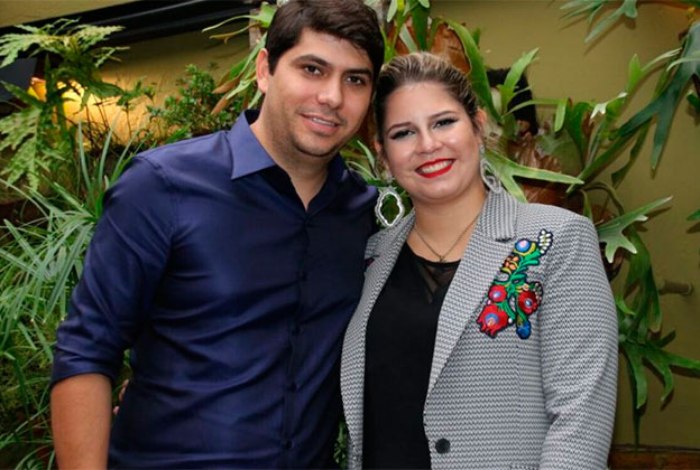 Marília Mendonça nega volta com ex e cita Bruna Marquezine