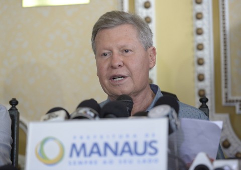 Prefeito de Manaus cumpre agenda internacional em conferência a prevenção de desastres naturais