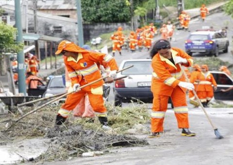 Campos Sales recebe mutirão de limpeza da Prefeitura