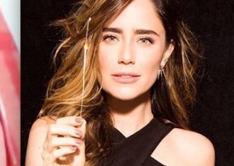   Fernanda Vasconcellos radicaliza no visual e surge quase irreconhecível 