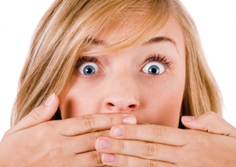 Piorreia, a doença que causa o mau hálito: saiba como curar pela natureza