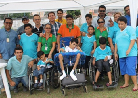 Abrigo Moacyr Alves lança Campanha “Adote um acolhido e seja o Papai Noel neste Natal”