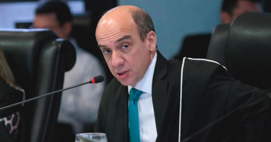 TCE-AM suspende pagamento de contrato milionário da Seduc