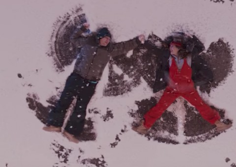 Ed Sheeran lança clipe fofo de ‘Perfect’. Vem ver