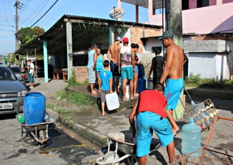 Manaus Ambiental tem prazo de 24h para normalizar abastecimento de água no Bom Viver   