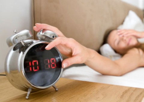 Pessoas que dormem e acordam tarde são mais inteligentes, diz estudo