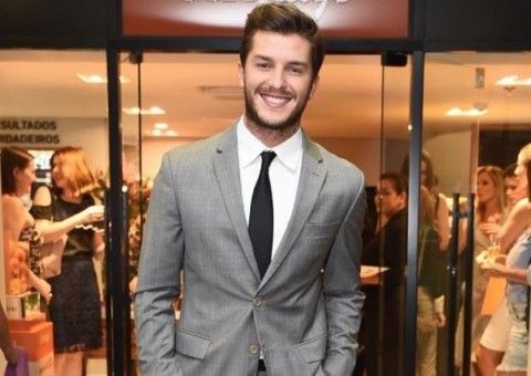 Taxista envolvido em acidente com Klebber Toledo passa por dificuldades