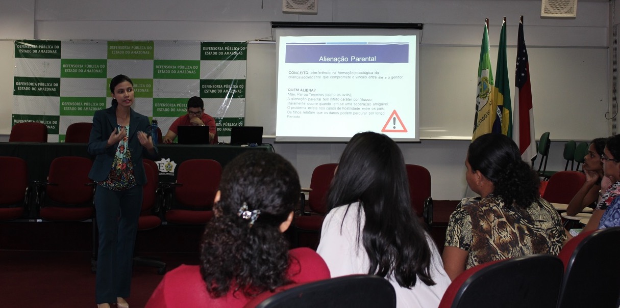 Defensoria Pública promove ação para orientar famílias em processo de divórcio 