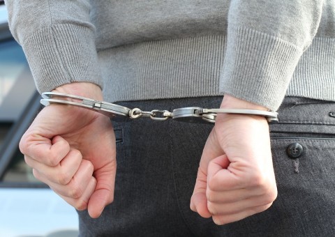 Advogado é preso em flagrante por tráfico de drogas e pedofilia