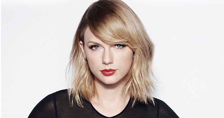 Aos 27 anos, Taylor Swift compra terceira mansão avaliada em R$ 58 milhões