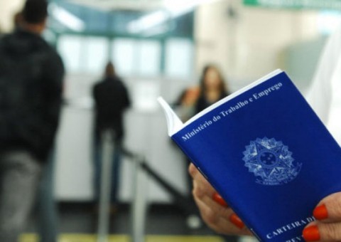 Sine oferta 17 vagas de emprego em Manaus