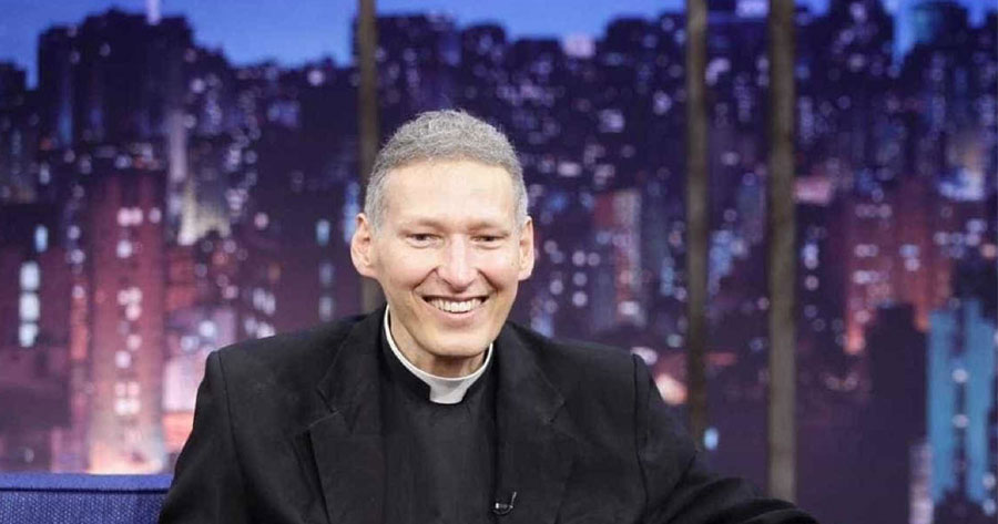 Padre Marcelo Rossi faz revelação sobre vida amorosa 