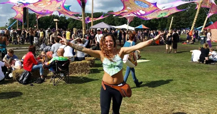 Jovem desaparece misteriosamente e é encontrada em local inesperado