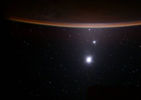 Nesta segunda, os planetas Vênus e Júpiter se encontrarão no céu