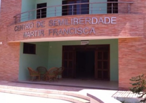Chacina deixa 4 adolescentes mortos em centro socioeducativo de Fortaleza