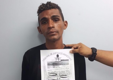 Limpador de vidros é preso após ameaçar motoristas com barra de ferro em Manaus