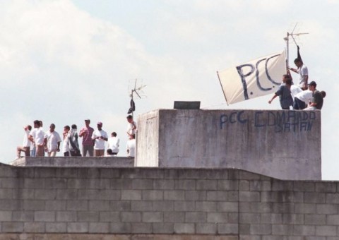 Jovem é executado por não se apresentar a 'tribunal do crime' do PCC