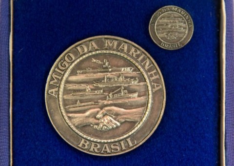 Medalha “Amigo da Marinha” é entregue para personalidades civis e militares de Manaus