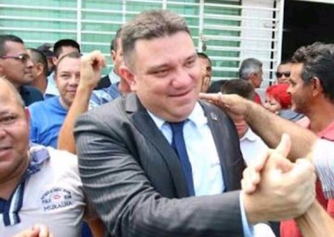 Prefeito de Autazes briga na justiça para anular atos ilegais deixados pela gestão anterior 