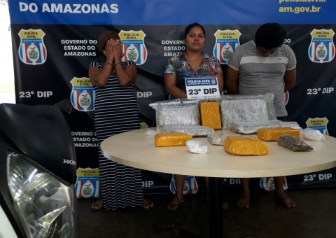 Acusados de 'alimentar' praça do Caranguejo, casal é preso com 10kg de drogas em Manaus