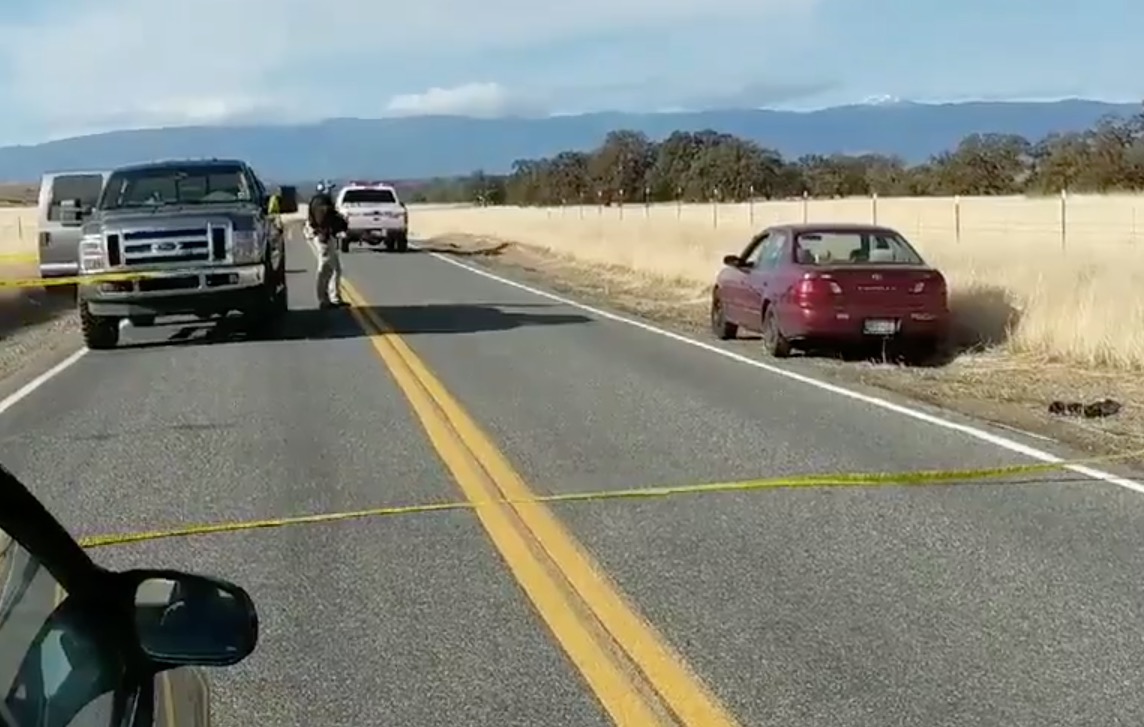 Atirador fere crianças em escola após deixar 4 mortos na Califórnia