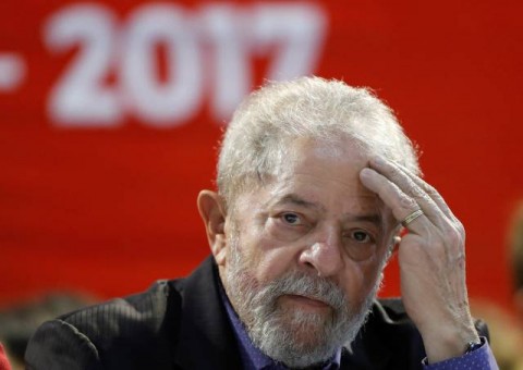 Ministério Público pede bloqueio de R$24milhões dos bens de Lula e do filho